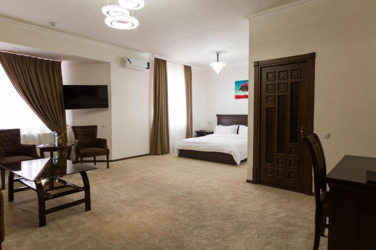 Alexander Hotel Samarkand Exterior photo